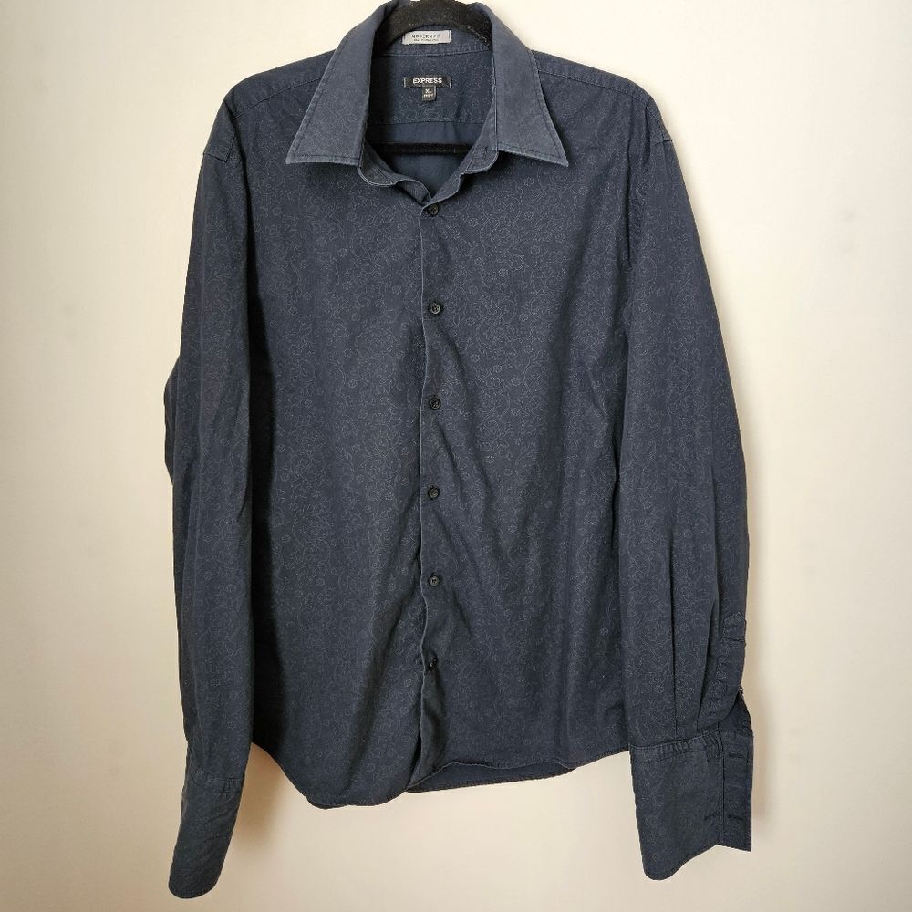 Express Button Down Shirt Black Paisley Print Business Casual Formal Neutral